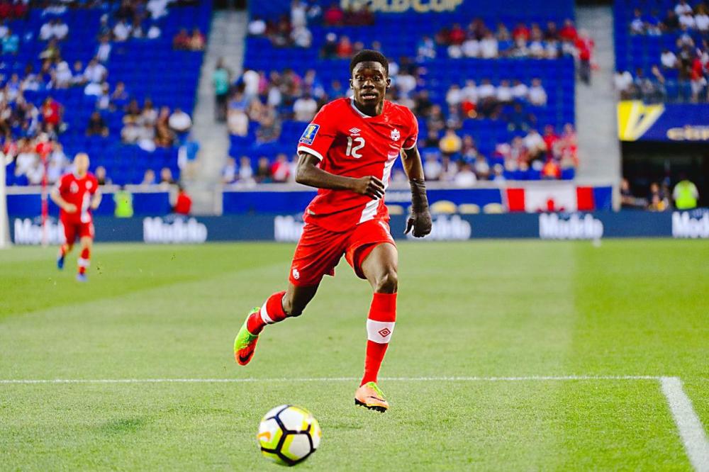 加拿大客场大胜墨西哥，小组排名持续攀升的简单介绍