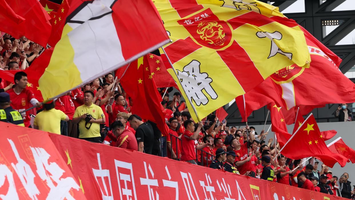 开云下载-虽败犹荣！亚洲球队庆祝英勇表现