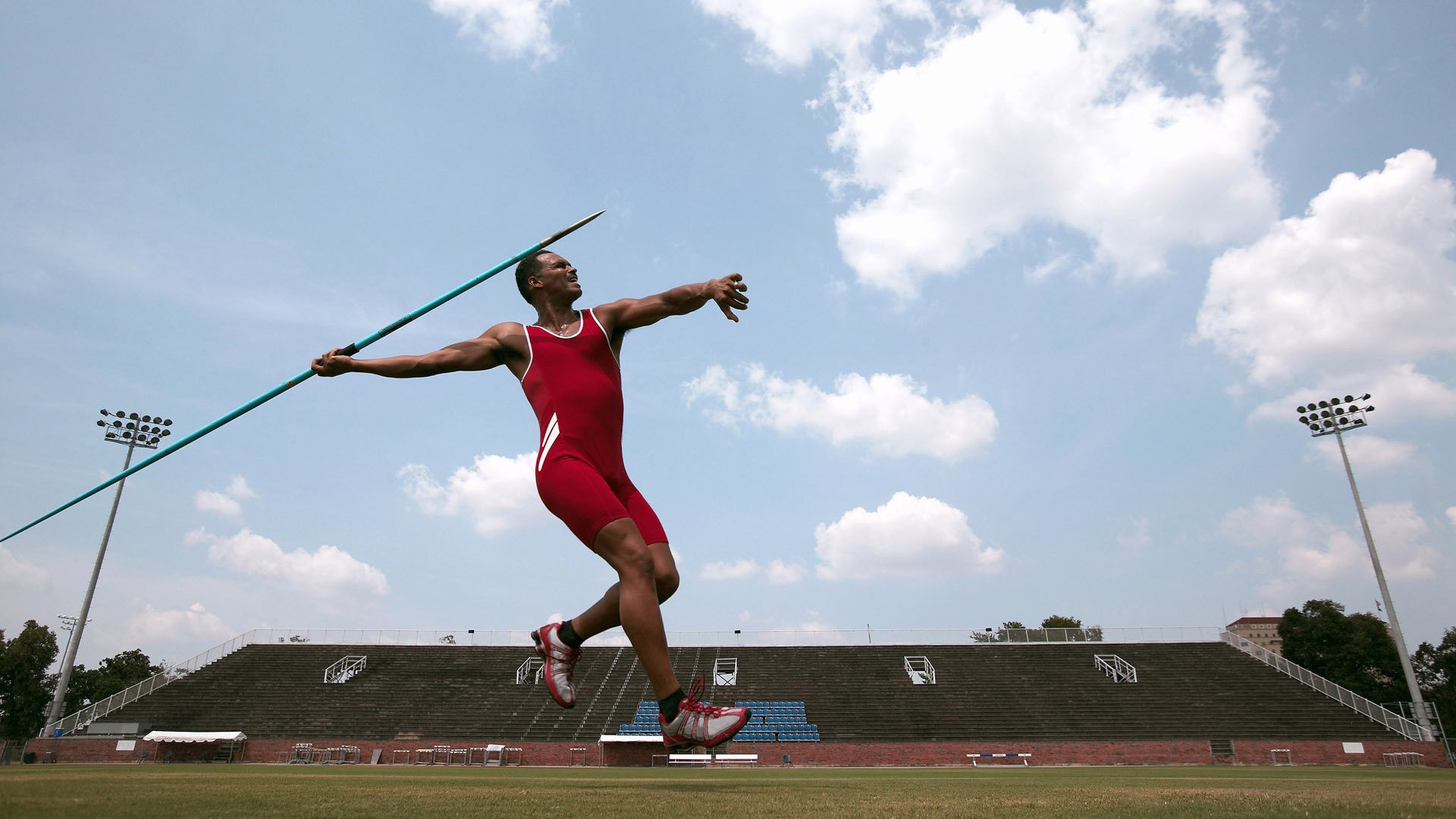 奥运周期关键战之夜，米切尔带队取胜
